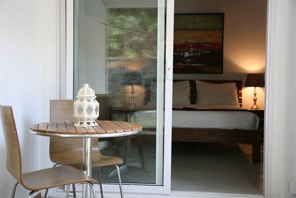 Esprit Libre Restaurant & Guest House Гранд Байе Екстериор снимка