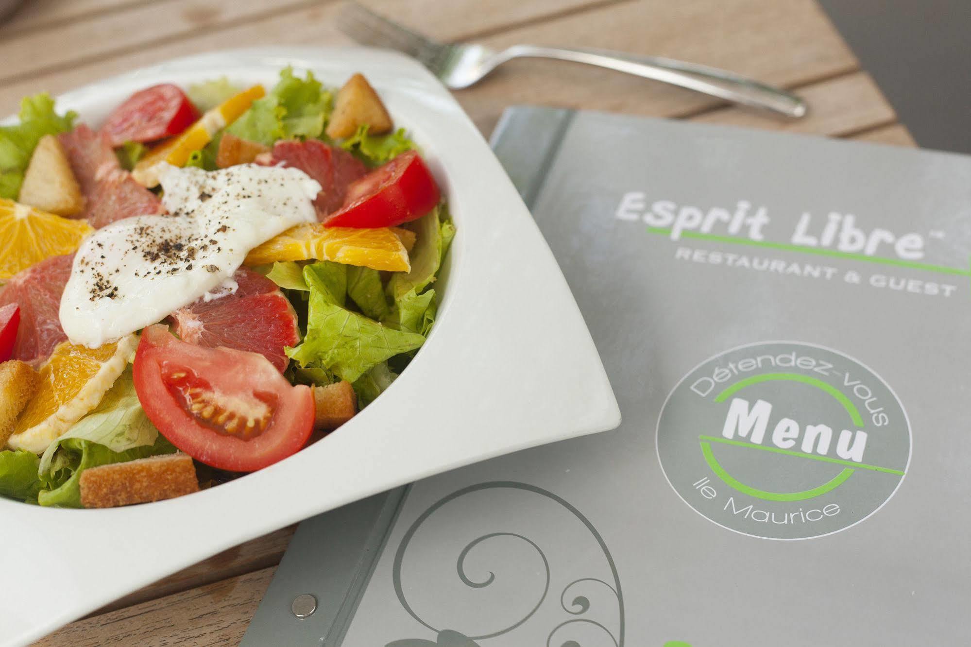 Esprit Libre Restaurant & Guest House Гранд Байе Екстериор снимка